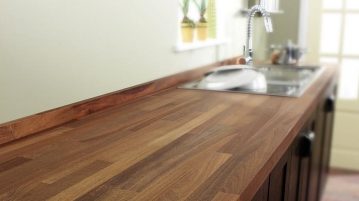 Bois granit, quartz, quel est le meilleur plan de travail pour votre cuisine ?