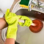 Comment déboucher un évier de cuisine