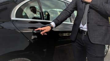Conseils de sécurité pour les femmes qui prennent un taxi tard dans la nuit