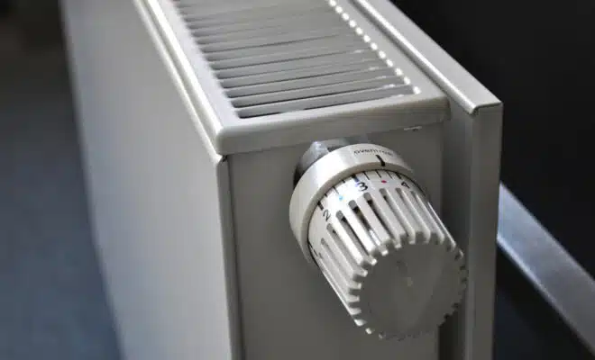 Guide pour choisir le radiateur eau chaude adapté à vos besoins