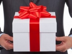 Quel cadeau d’entreprise offrir pour une naissance