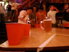 Réussir une fête entre amis avec les gobelets rouges américains