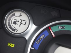 Voitures électriques : demandez le programme ! – Peugeot iOn