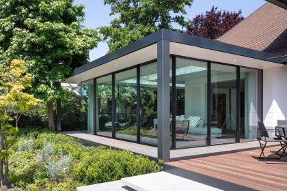 Transformer sa maison à Rouen avec une véranda moderne